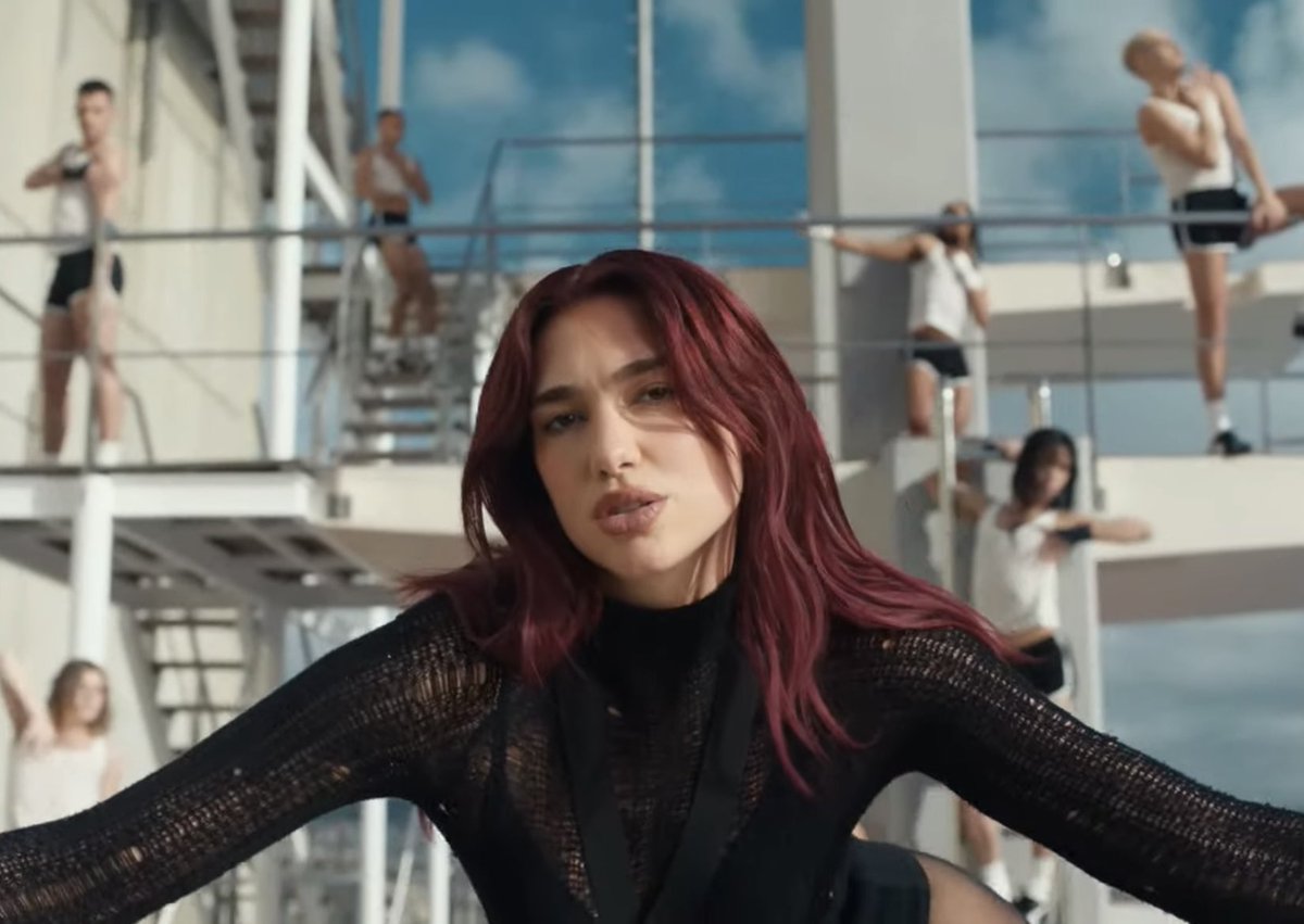 Pop Crave tweet media