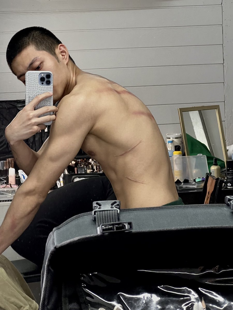 BankNuttawatt's tweet photo. โฟร์เส้นฮอตบุย🥶 #แก๊งหิมะเดือด #frozenhotboys #netflixth #banknuttawat #แบงค์ณฐวัฒน์ https://t.co/dTQNPqc7A1