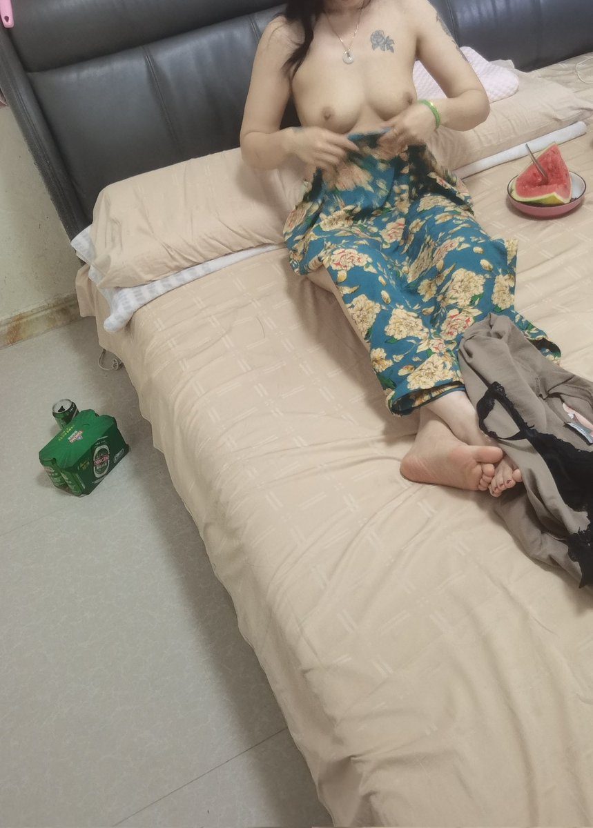 烟台私家车找满油代驾，可三通，带报告可内射，可暴力驾驶，可多人。
关注，点赞，转发私信或电报拿联系方式看不懂乱私直接拉黑
电报：t.me/yfxyjm 
#催情水 #迷药 #三件套 #三唑仑 #绿奴 #绿母 #代驾 #性奴 #乱伦 #反差婊 #淫妻 #女儿 #绿母 #鬼父