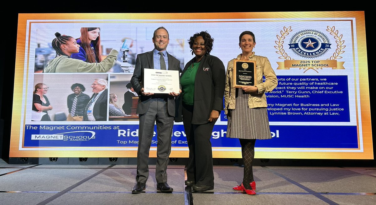 R2Magnets's tweet photo. Congratulations @rvhs! @MagnetSchlsMSA #MSAconf2025 #HealthSciences #ScholarsAcademy #MedPro @DrBrendaMack https://t.co/Xz6aOd6nKT
