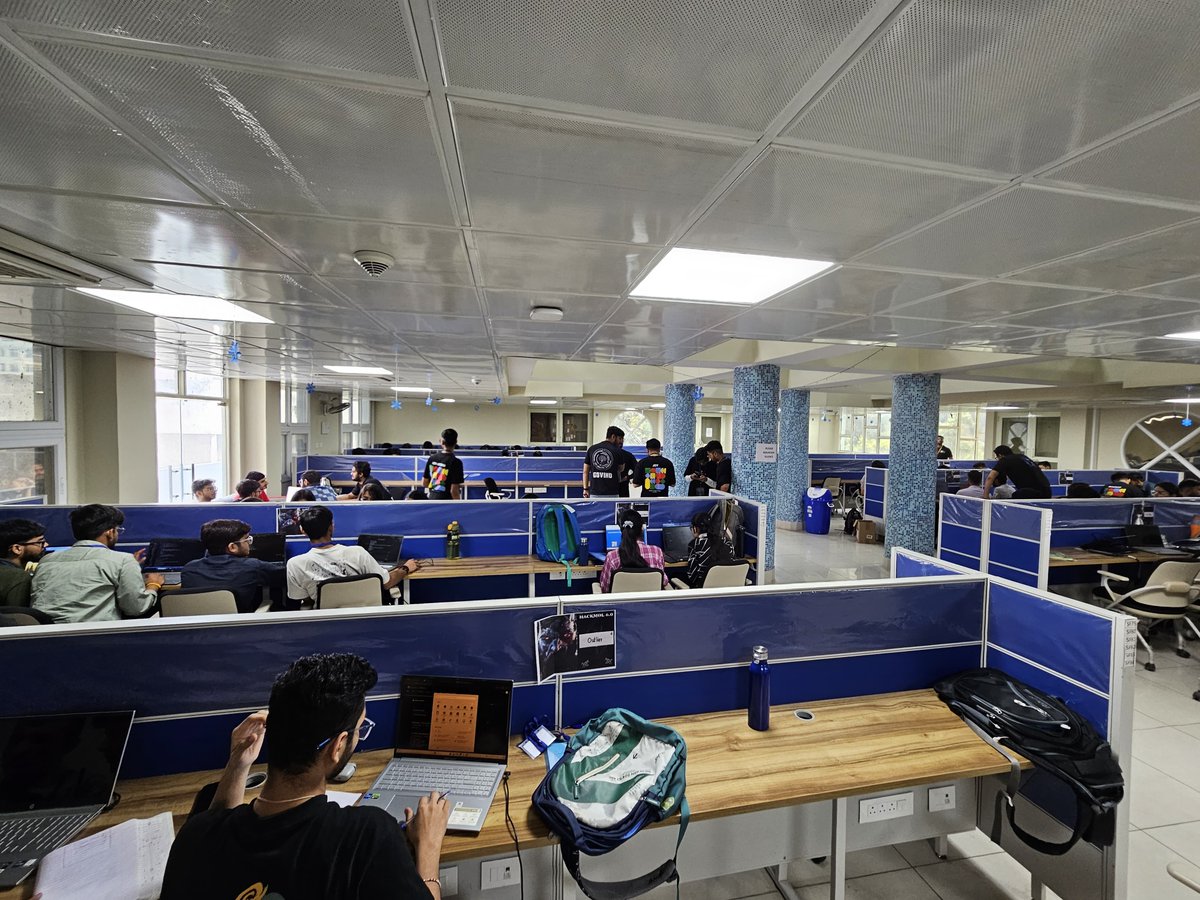 SharpEconomy's tweet photo. Energy 🔥
Creativity ✨
Real builders 💻
#HackMol 6.0 at NIT Jalandhar is on another level — and #SharpRewards is right in the heart of it all!
Let’s empower student-led innovation.
Keep an eye on us for what next 👀
@GDSCNitj #SharpEconomy #HackToTheFuture #SharpRewards #CryptoBuilders