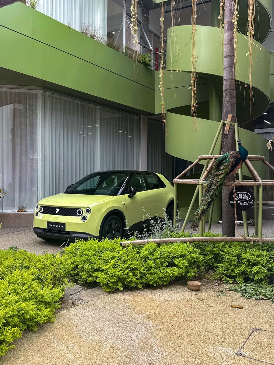 DriveGreen80167's tweet photo. Sneak peek at NIO’s all-new smart compact EV — the Firefly!
Stylish, practical, and packed with personality. This little one is seriously good-looking.
📸: 林
#FireflyInSuzhou #NIOFirefly $NIO #NIOCompactEV #SmartCityCar #EVPreview #ElectricHatch #NextGenEV #StylishAndSmart #NIO @NIOSwitzerland