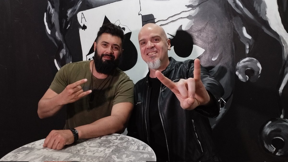 DevonTVmedia's tweet photo. ¡Hoy en Devon TV hemos tenido el placer de recibir a Nurcry 🎤
La banda ha estado con nosotros en @PikaStudios presentando su nuevo disco RENACER
¡Próximamente no te pierdas la entrevista en el canal de YouTube de Devon TV!
#Nurcry #NuevoDisco #DevonTV #rock https://t.co/iHgrmVT9NR