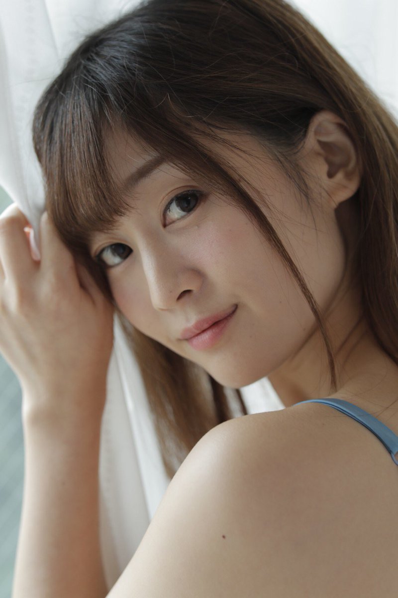 satueikaisuki's tweet photo. 4月27日(日)開催決定‼️

【土屋美桜ちゃん撮影会】

@tsuchiyamio 
T162/B86(D)/W57/H86
趣味：映画・読書・音楽鑑賞
買い物・コスメ収集
特技：テニス

某有名大エリート女子大生😍
綺麗な顔立ちと色気満点のカラダの癒し系美女💕

4/13(日)21:30🕤予約開始📸
https://t.co/acj6dJf2eG https://t.co/oLb4qMSNvi