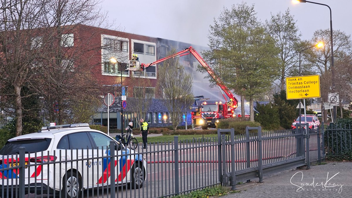 SanderKaaij's tweet image. #Lifeliner2 en #Lifeliner3 in #Heerhugowaard ivm grote #brand