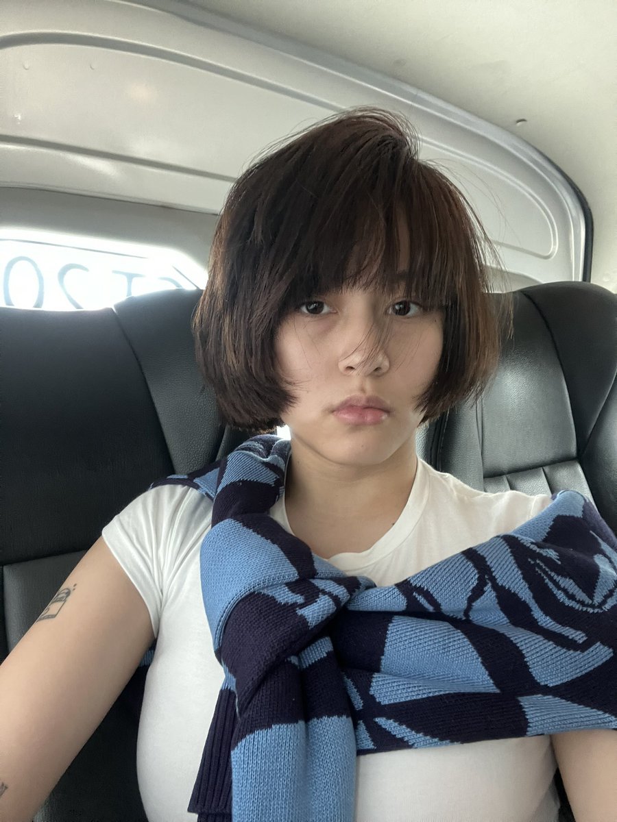 kelincigemash's tweet photo. ??? https://t.co/CPtJ3vcIUa
