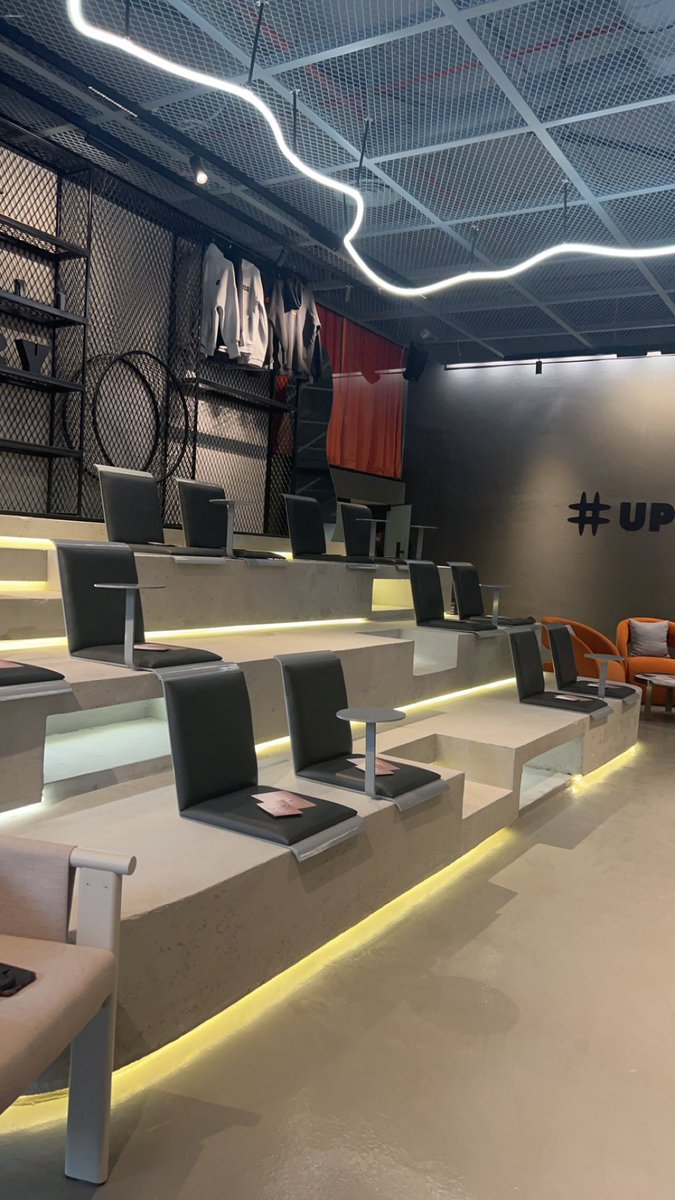 #قهوة_الصيدلة كانت مساحة ثرية جمعت طلاب وطالبات الصيدلة في لقاء حواري مميز مع د. لمى القميزي ود. سارة الزهراني،
تحت شعار "تجارب تُروى، وخبرات تُبنى."