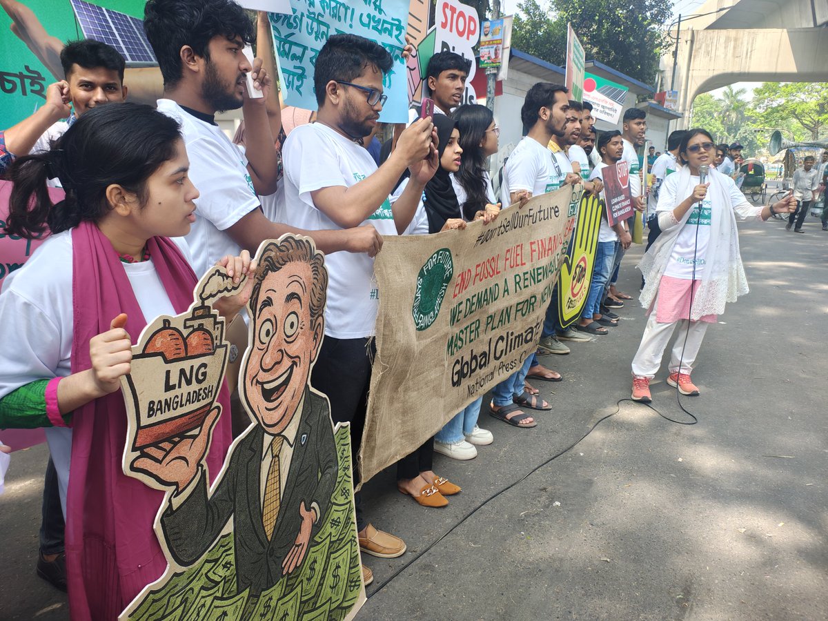 Global Climate Strike 2025! 
#FridaysForFuture 
#DontSellOurFuture 
<a href="/GretaThunberg/">Greta Thunberg</a>