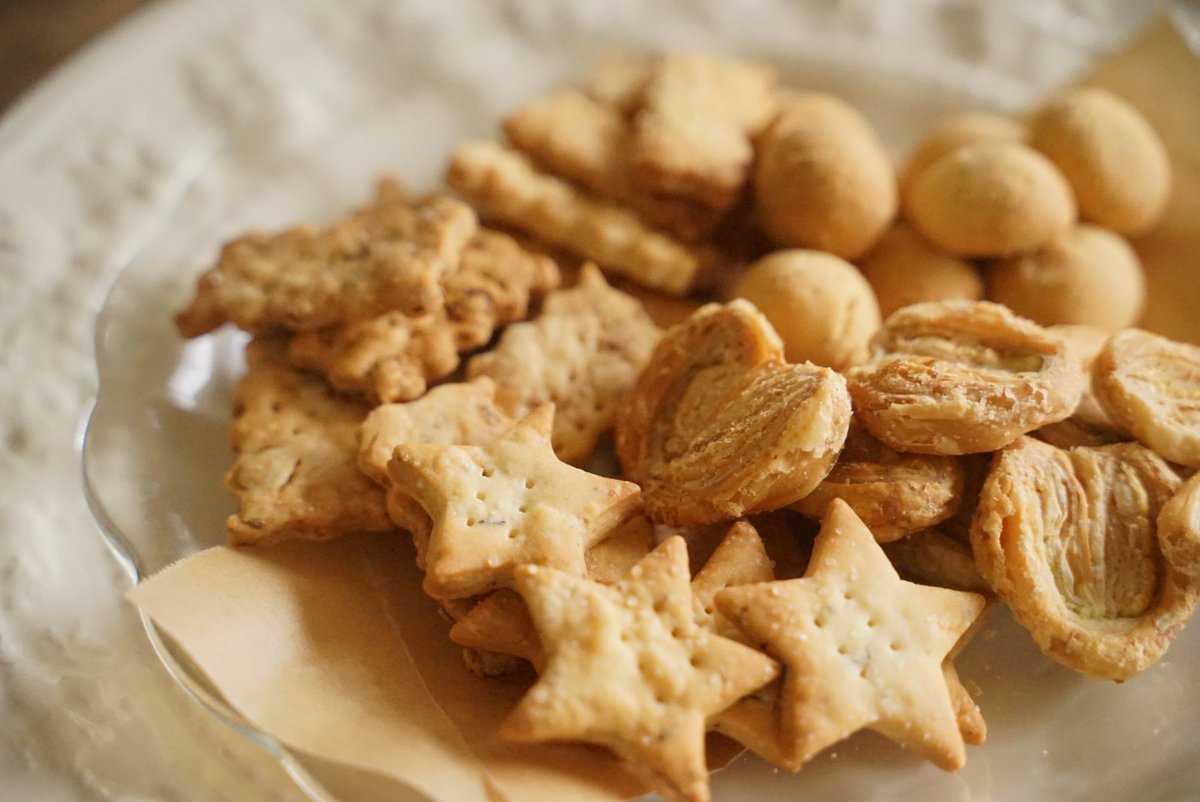 こんにちは。フラスタです。

4月11日(金)は、15:30-18:00にて
@lalalalantern さんがお待ちしてます。

サレの大袋が人気ですよー