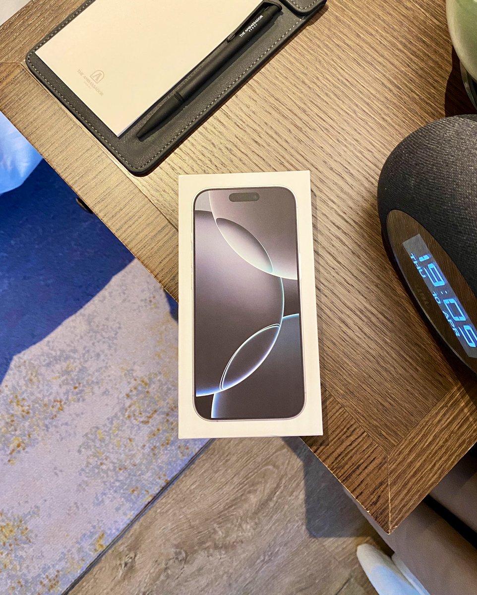 iSiddharthRaman's tweet image. Smooth Tax refund in South Korea for an iPhone purchase at the Apple Store.
Instant cash (USD/KRW) at ICN airport, airside, post quick customs check.
Savings:
29K INR on iPhone 16 Pro 256 GB
+ some CC rewards.