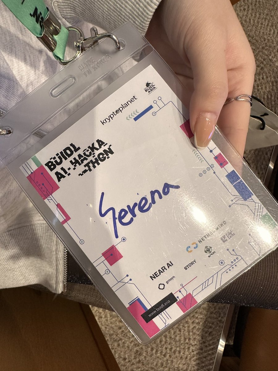 hw0nniya's tweet photo. At #OpenSourceAISummit Seoul β @reganonearth from PIN AI presents βPIN AI: A New World.β
A compelling vision for personal data sovereignty and privacy-preserving AI protocols.
Who else is here?
#AI #Web3 #PINAI #OpenSource #DataPrivacy #BUIDLWeek #SeoulTech https://t.co/lgQV2xalpE
