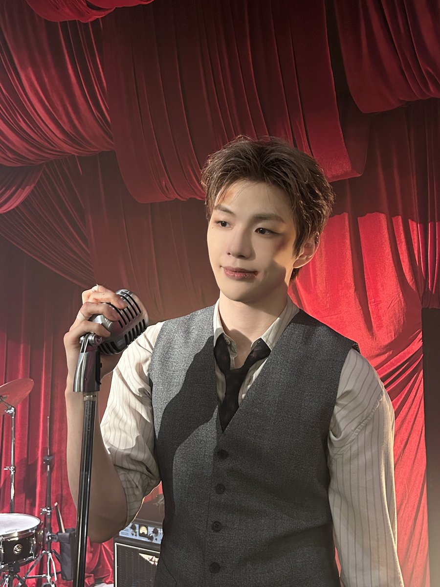 강다니엘(KANGDANIEL) tweet media