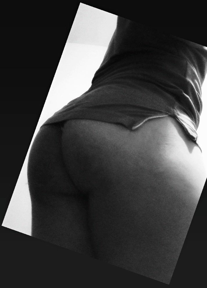 Valentina69698's tweet photo. Que les parece mis nalguitas de mujer sissy alguien quiere hacerme su puta? https://t.co/TRosNuShUs