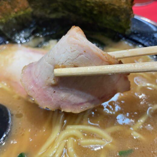 diary68093385's tweet photo. 【関内・真砂家】
セルテ6Fにある家系、少し味濃い目だけど美味しかった。スモーキーなチャーシューが美味い！

https://t.co/0x8r4nO3eL https://t.co/94ZtFrQcqZ