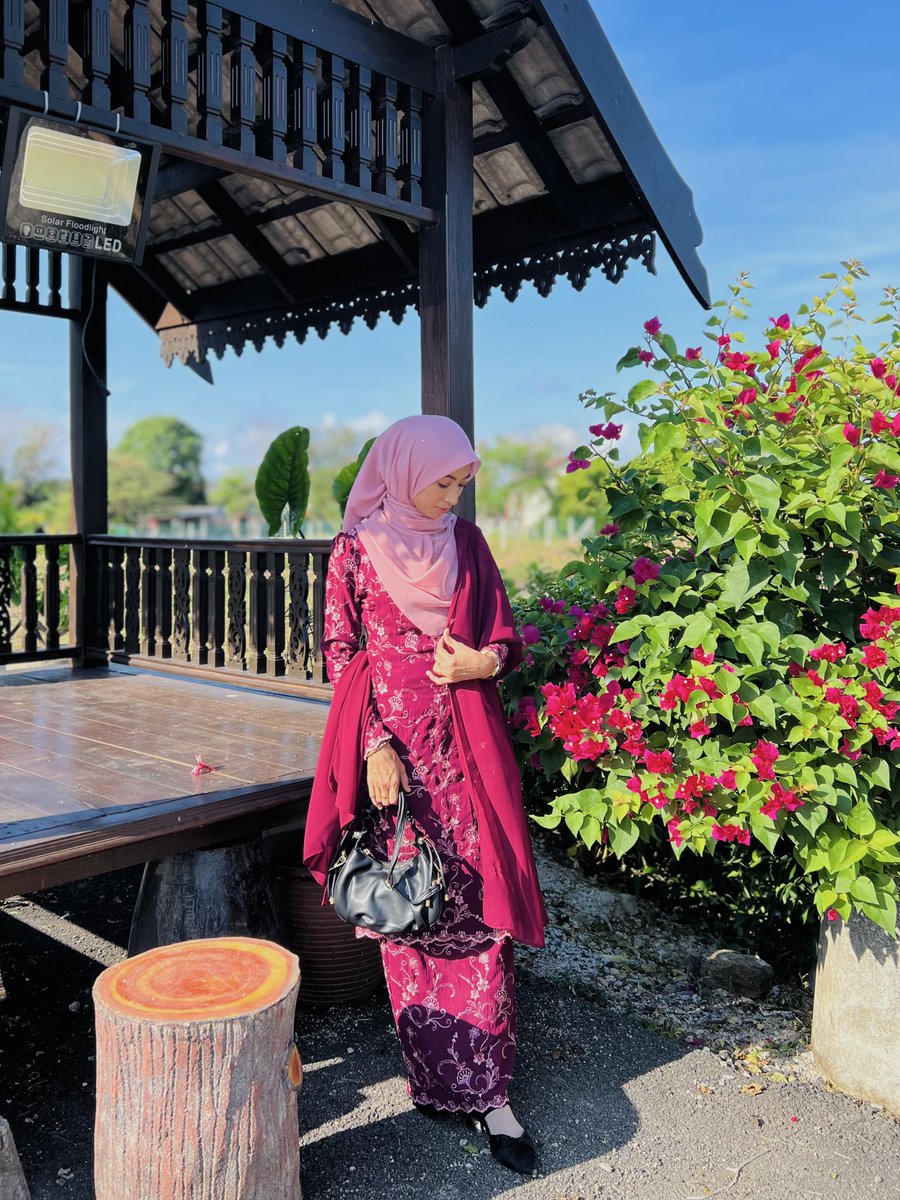 norainisa's tweet photo. @pja_chan Tak tahu lah nampak serabut ke tak..tp rasa mcm ok je, hehehe 😁 https://t.co/4WcnllKMoZ