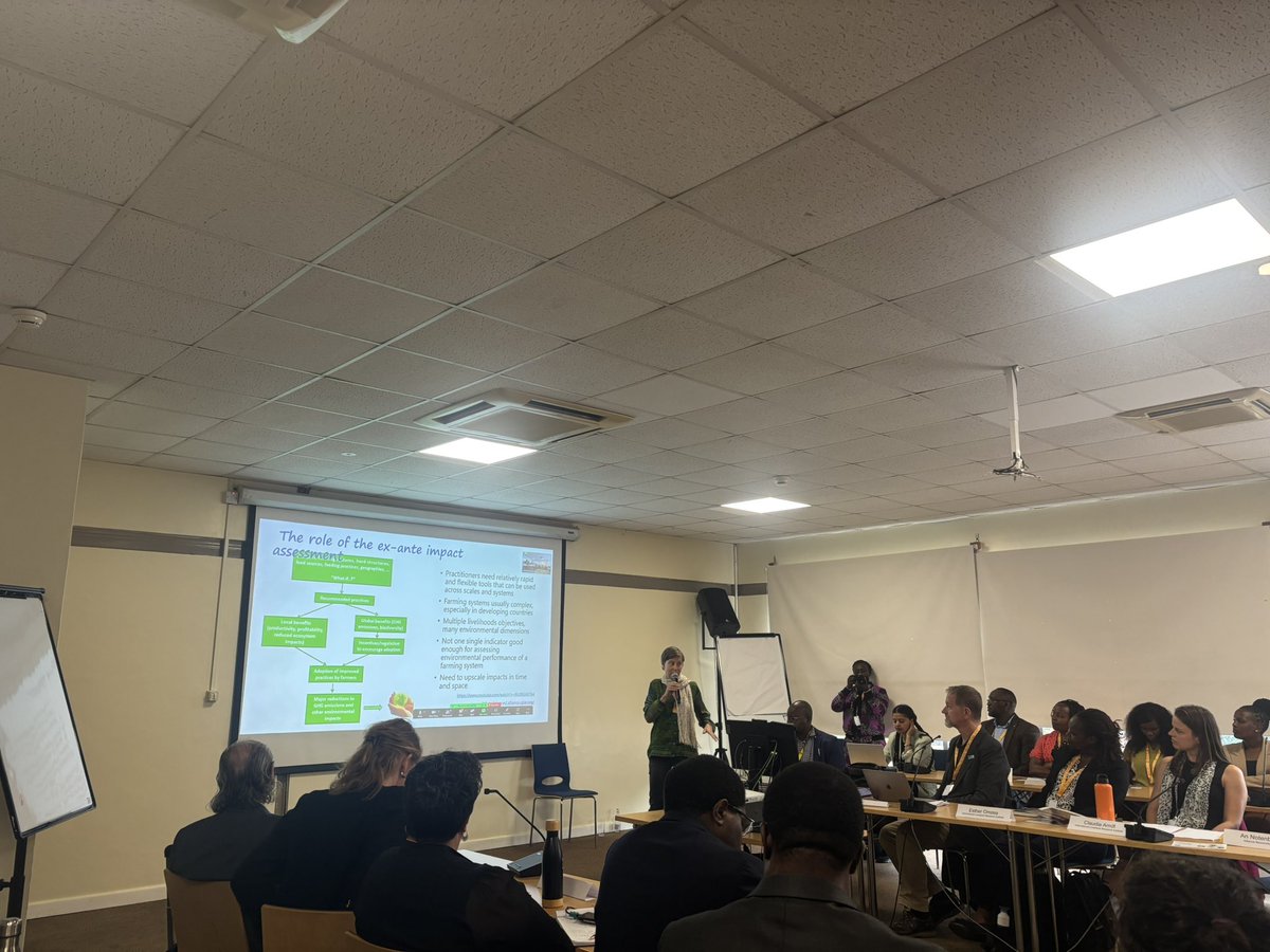 Ricardo Glez. (@ricardoglezq) on Twitter photo At #CGIARScienceWeek Nairobi, the Innovation Showcase highlighted the role of improved forages in reducing enteric methane in LMIC livestock systems. Insights from <a href="/Jacobo_ABC/">Jacobo Arango</a> & <a href="/Annotie/">An Notenbaert</a> on linking climate action, resilience & nutrition. #ClimateSmartAg #GHG At #CGIARScienceWeek Nairobi, the Innovation Showcase highlighted the role of improved forages in reducing enteric methane in LMIC livestock systems. Insights from <a href="/Jacobo_ABC/">Jacobo Arango</a> & <a href="/Annotie/">An Notenbaert</a> on linking climate action, resilience & nutrition. #ClimateSmartAg #GHG