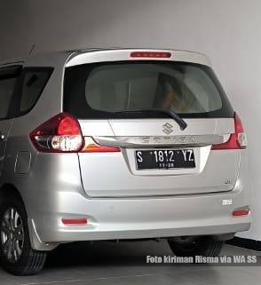 e100ss's tweet image. Mobil Dilarikan oleh Orang yang Mengaku Jukir, Mobil Berhasil Ditemukan

sebuah utas