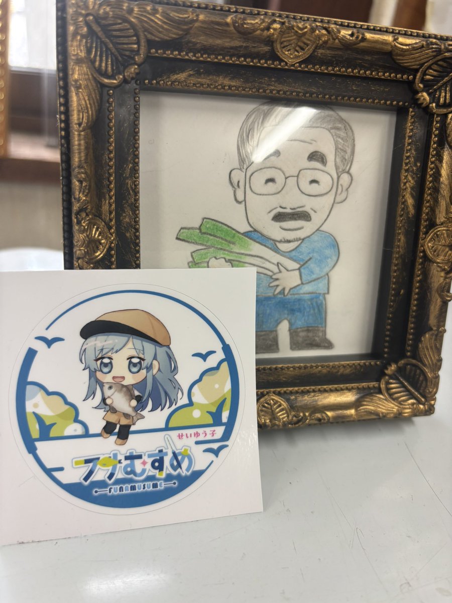 nobu_bob_'s tweet photo. フナむすめに会いに💓💕💕
清遊湖さんに遊びに来ました🤩👍✨✨✨✨✨✨✨✨
社長ともお話しできたので大満足💓💓💓
限定ステッカーいただきました🤩👌✨　ありがとうございました💓💓💓💓💓💓💓💓 https://t.co/aOidlkmTme