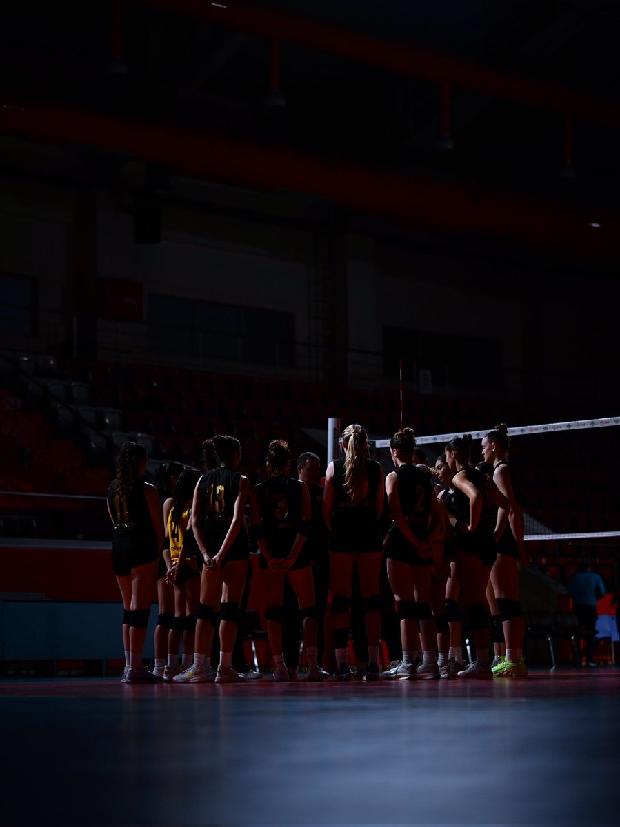 🌟/'Pressure made us diamonds.'