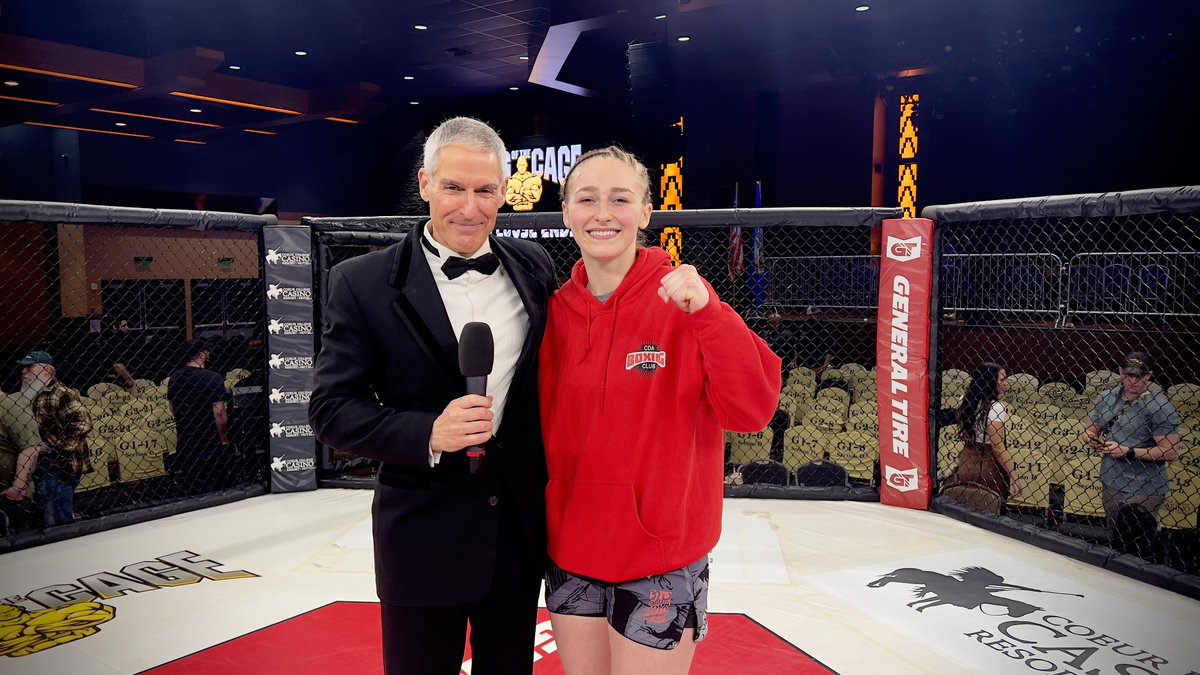 Athol, Idaho's "Mean" Jacky Green is victorious in her #MMA fight tonight against Sweet Home, Oregon's Laura Gourly. The Lightweight bout ended by TKO/Strikes at 1:36 of Round 1.