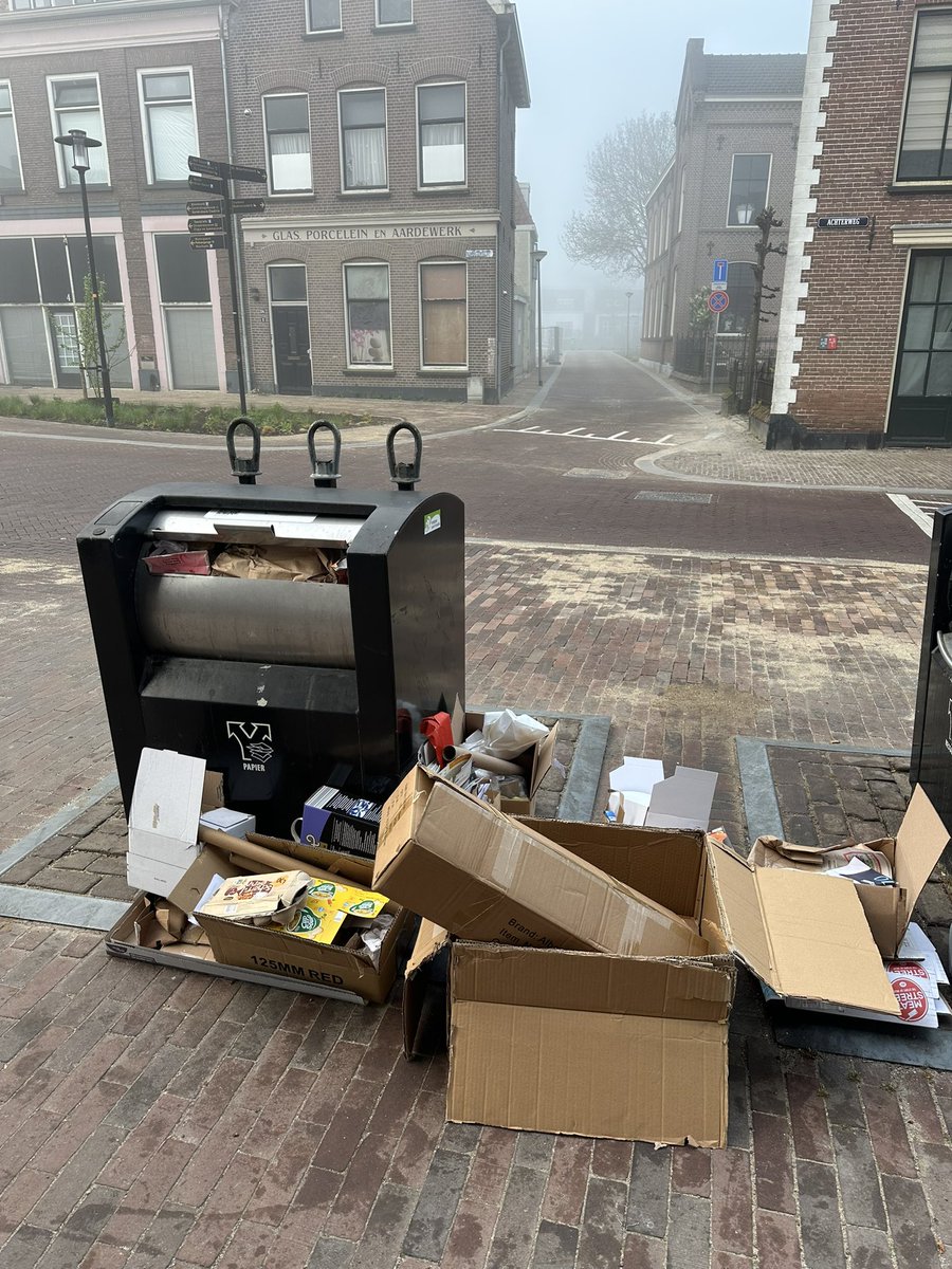 Simone 🖤 tweet media