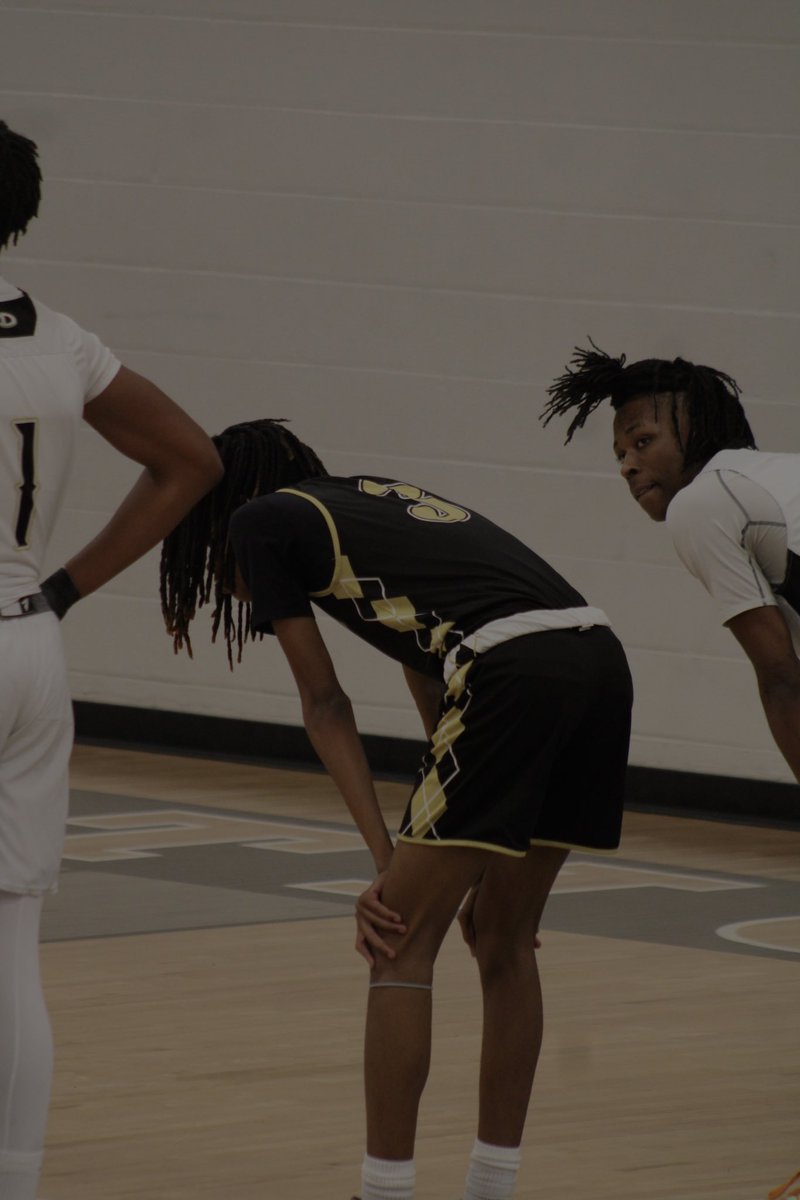 schamberss2's tweet photo. First, I want to thank the man above without him I wouldn’t be here today, I want to thank coach hill for being a outstanding coach and i greatly appreciate him.After a long talk with my parents, I will be transferring to Lafayette High School for my last 2 years of High school. https://t.co/w2MDnuBQRy