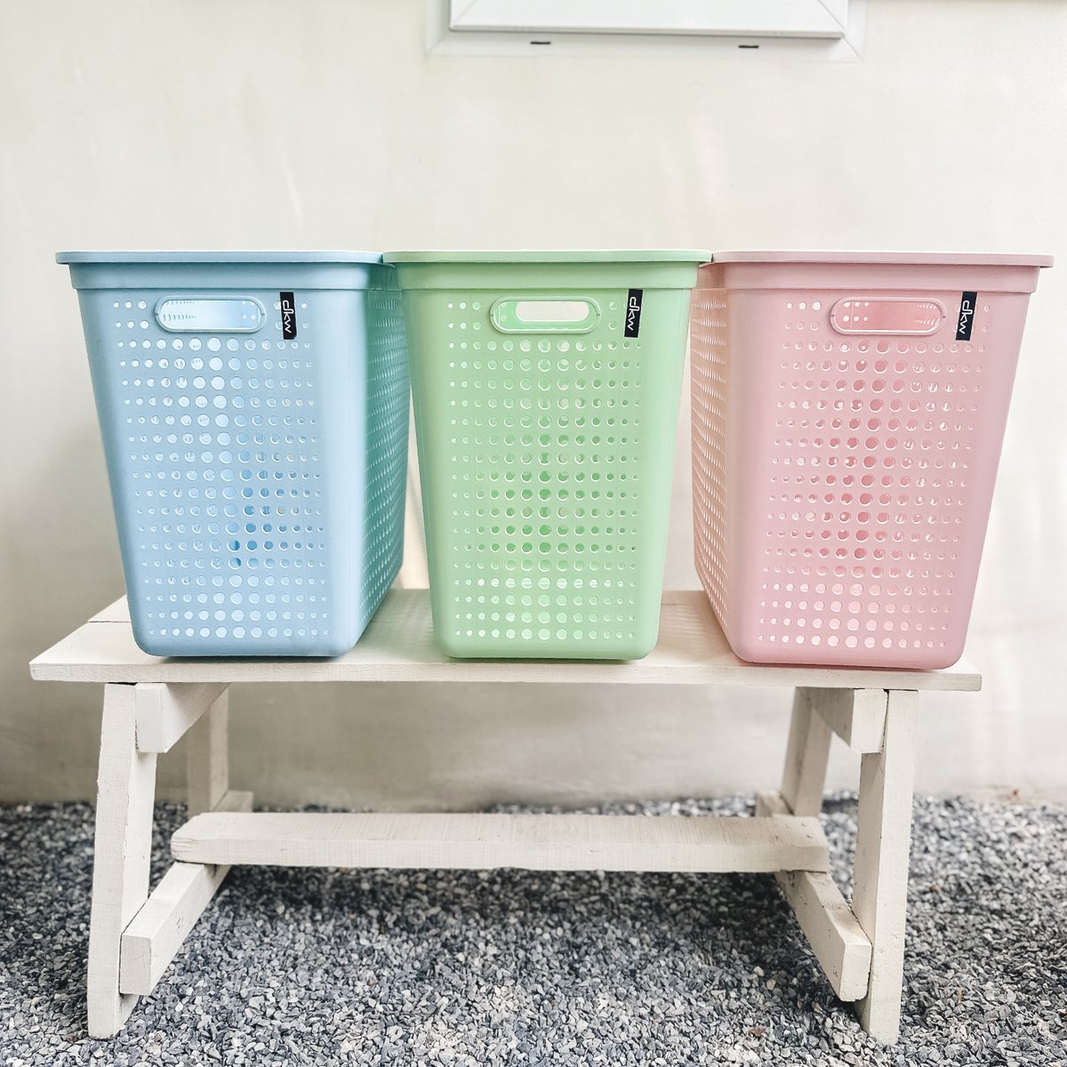 ตะกร้าที่พาสเทลโดนใจขนาดนี้มีแค่ DKW นะคะ เพราะมีสีพาสเทล เข้ากับห้องมินิมอล โดนใจเหล่าคนคลุมโทนสุด! 🩵🩷💚

🗑️ HH-1222
📌 พิกัด DKW Thailand
#DKWLifeStyle #ใช้ดีบอกต่อ #ของแต่งบ้าน #มินิมอล #ป้ายยา
#ตะกร้าผ้าพลาสติก #ตะกร้าผ้า #เก็บห้อง https://t.co/8viWvxUkDw
