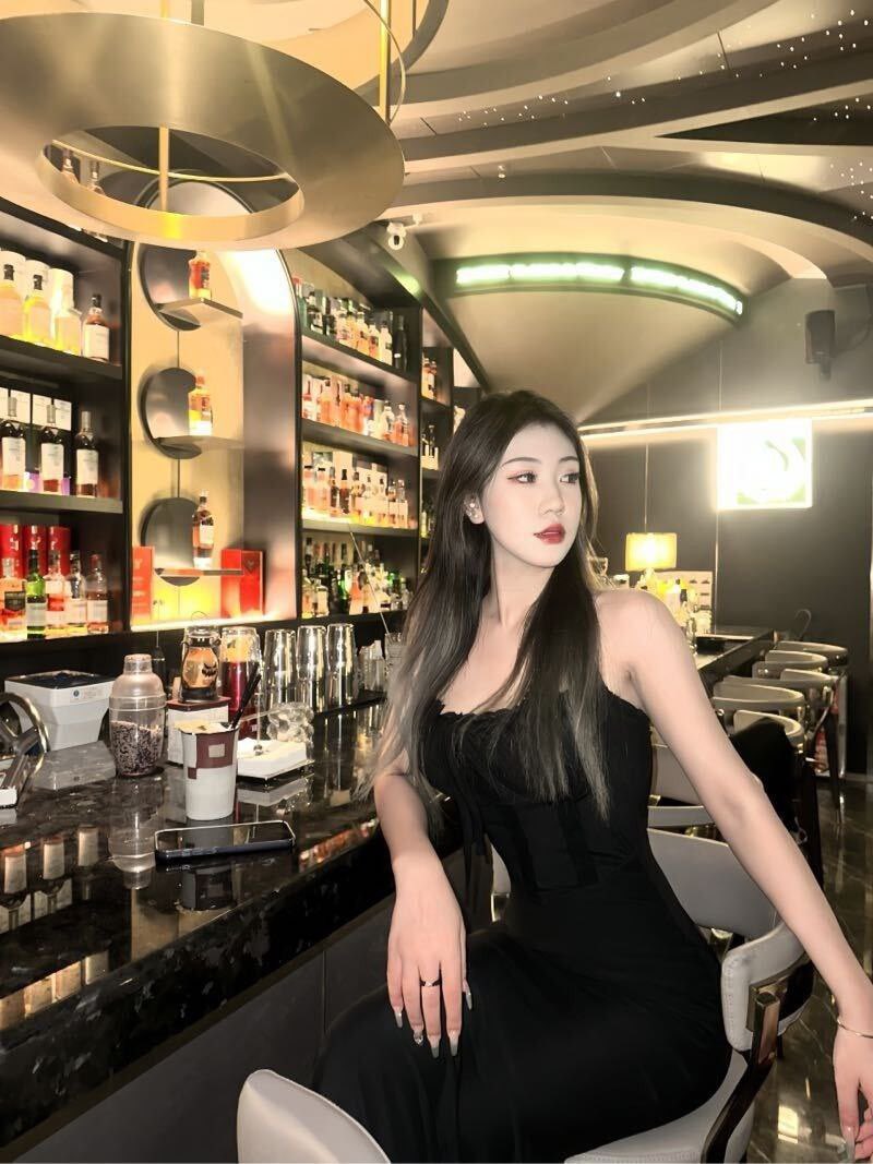 王子涵🌸今日推荐线下：
💎坐标：#苏州

🌸180模特首次兼职
🌸超s身材完美曲线
---------------------------------
满意面付，包退换，全程售后✊🏻
王子涵，您最贴心的sex官家
小有门槛🧧88，在意勿扰。
王子涵🐧：3935730904（简介最新）
tg反馈频道：https://t.co/oUjqLZO9ZY https://t.co/Bt12Kv4CaP