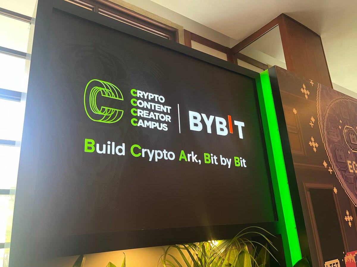 MeCo_Festival's tweet photo. 🌴It was a true privilege to be a part of #CCCC2025Bali day 1!

We are so grateful for @CCCCampus and @Bybit_ZH @Bybit_Official  giving us an incredible opportunity to participate in such a tremendous event. So much fun and unforgettable experience under Bali’s beautiful sunlight!

Love you all❣️#CCCC2025 | #CCCC2025Bali