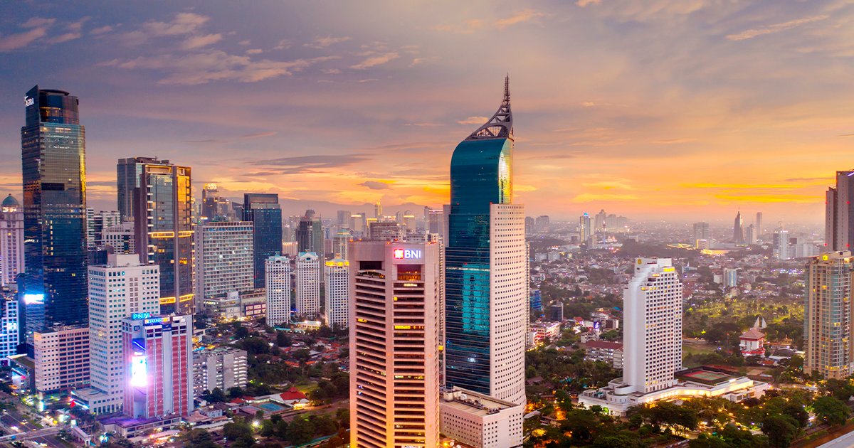 Transport yourself to the bustling streets of Jakarta with alumnus Albert Ghana Pratama in this edition of My Secret City  🇮🇩 🚕

Discover the must-see spots, an insider’s guide to Indonesia’s busy capital city.

Read the full story here: gla.ac.uk/explore/avenue…