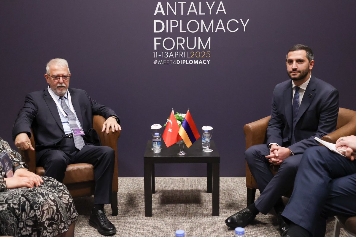 RubenRubinyan's tweet photo. Had a good discussion on #Armenia-#Turkiye normalization process with @serdarkilic9 in @AntalyaDF. https://t.co/ocqa2z5OKp