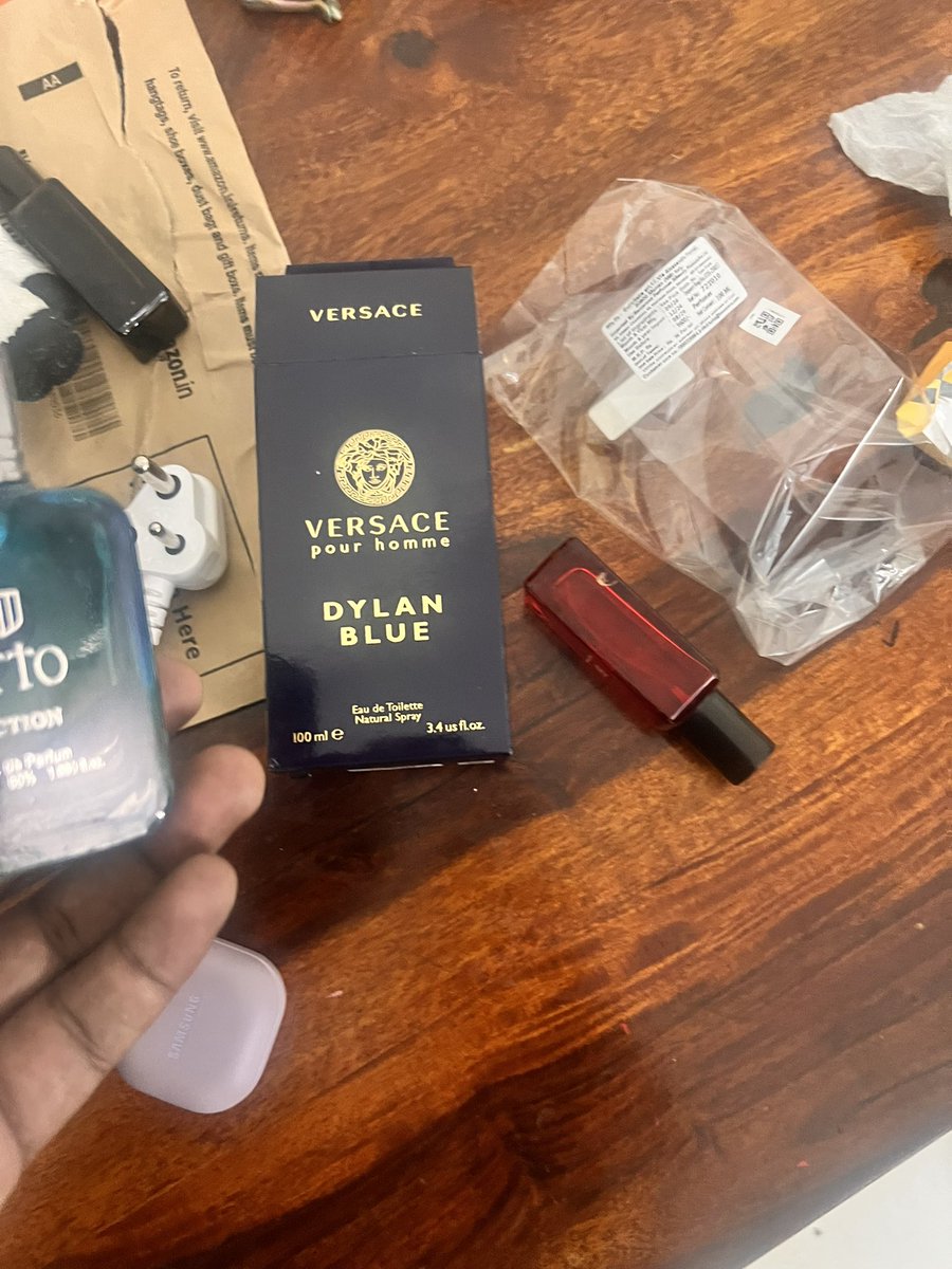 dsonudas's tweet photo. @myntra has gone down the route of scamming people now. I ordered Versace Perfume and received some cheap knockoff. The customer service is pathetic not providing any solution also they are  censoring review on their platform. @jagograhakjago https://t.co/f6EuqPplcM