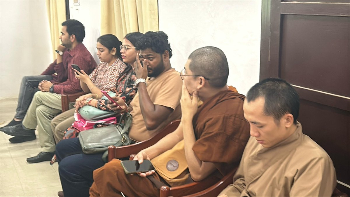 DPhil_LU's tweet photo. दर्शन शास्त्र , विभाग में आज 11-05-2025 को दो दिवसीय व्याख्यान का आरंभ हुआ जिसका विषय था “Into the Philosophical Minds of the Fathers of Modern Sciences”, जिसका आरंभ , प्रो राकेश चंद्रा ने इस विषय की भूमिका देकर किया.
@ippr_lkouniv 
@dswlkouniv 
@DeanacademicsL 
@profalokkumar https://t.co/hIvnE0VZVh