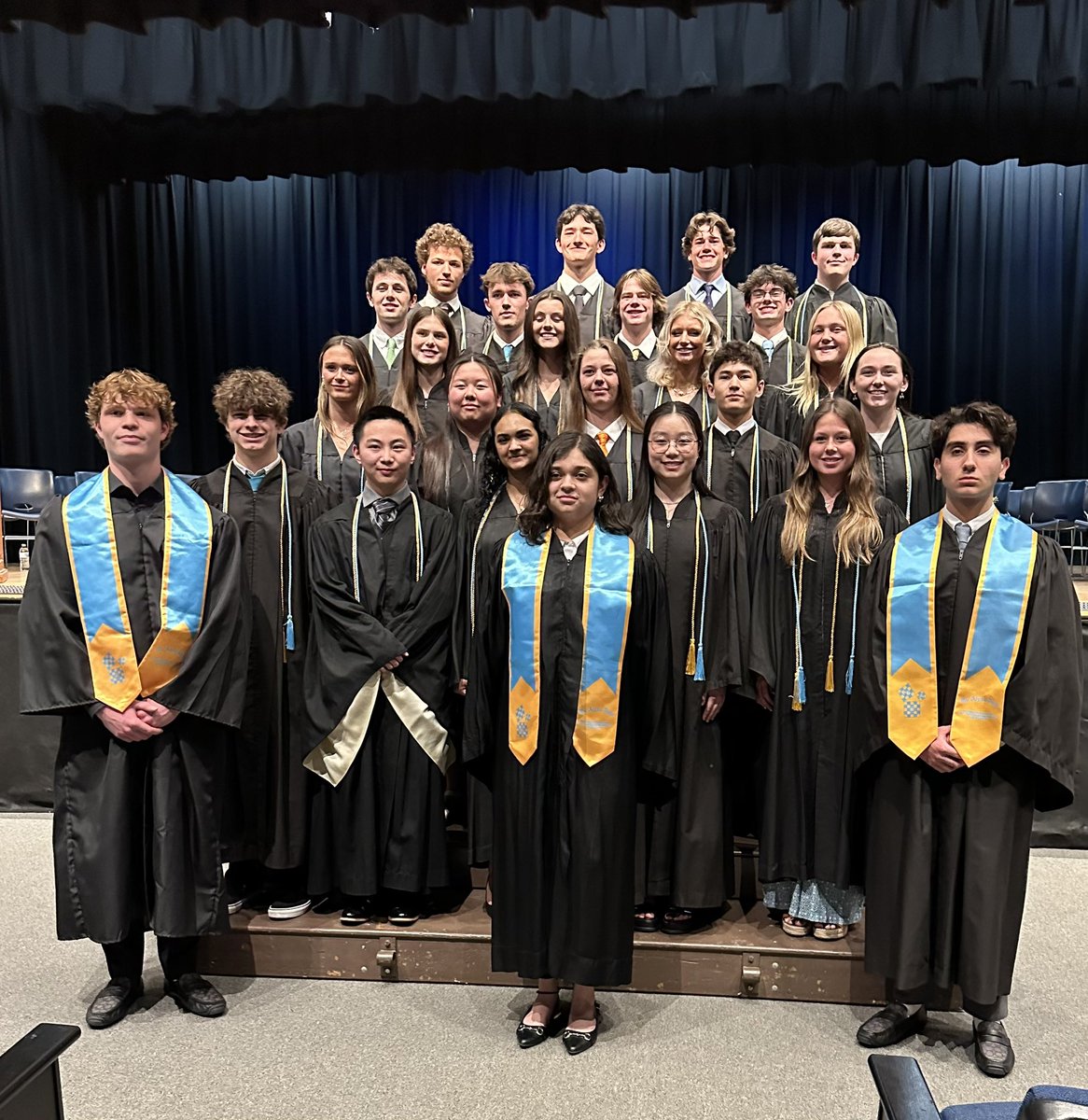 SDHSSeahawks's tweet photo. Celebrating our #Mathletes at the Mu Alpha Theta Honor Society Induction Ceremony! ♾️💪 https://t.co/s6VvsKRY7O