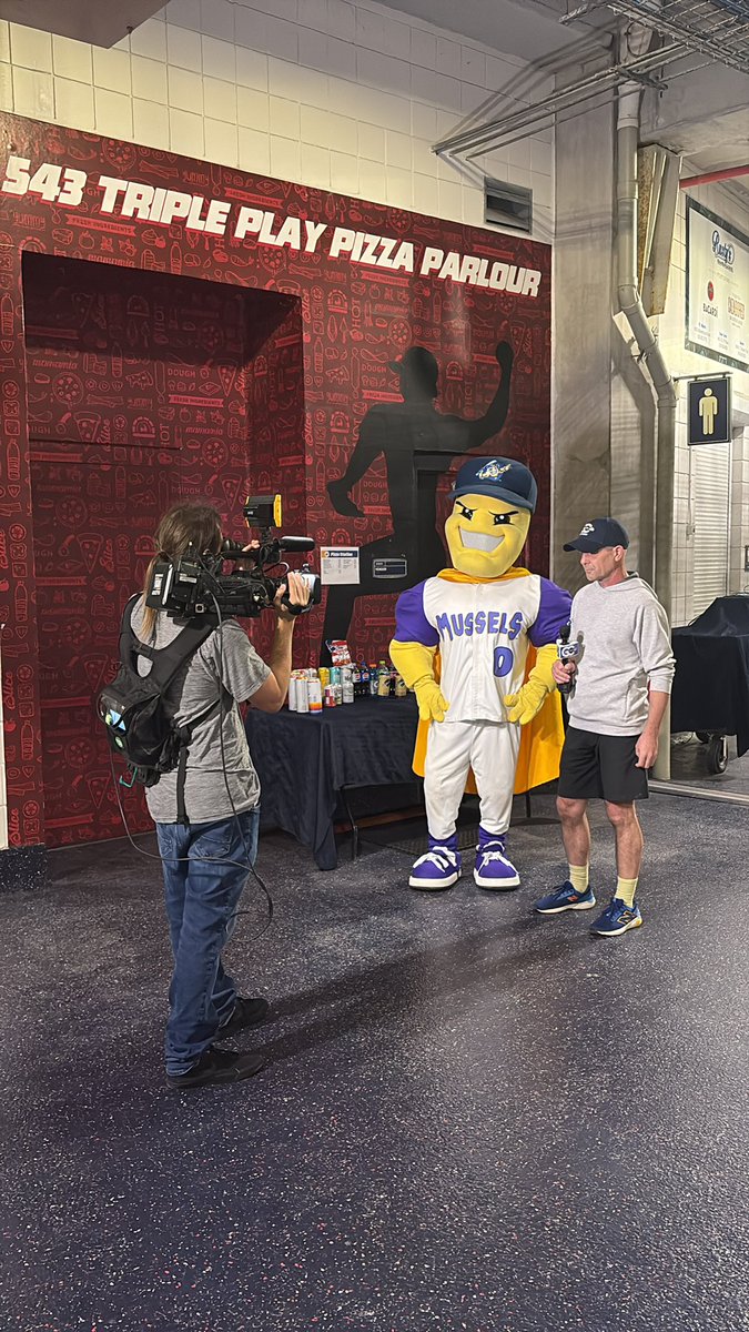 John_Martin_MM's tweet photo. The fun part of Minor League Baseball!!!

Early morning promotion for Opening Weekend with @GCNNow - Jason Drew checking in with Mussel Man about Friday fireworks and Bluey coming to the ballpark Saturday night….. fun at the ballpark!!! #coolclamcollected https://t.co/6eAkeqebfs