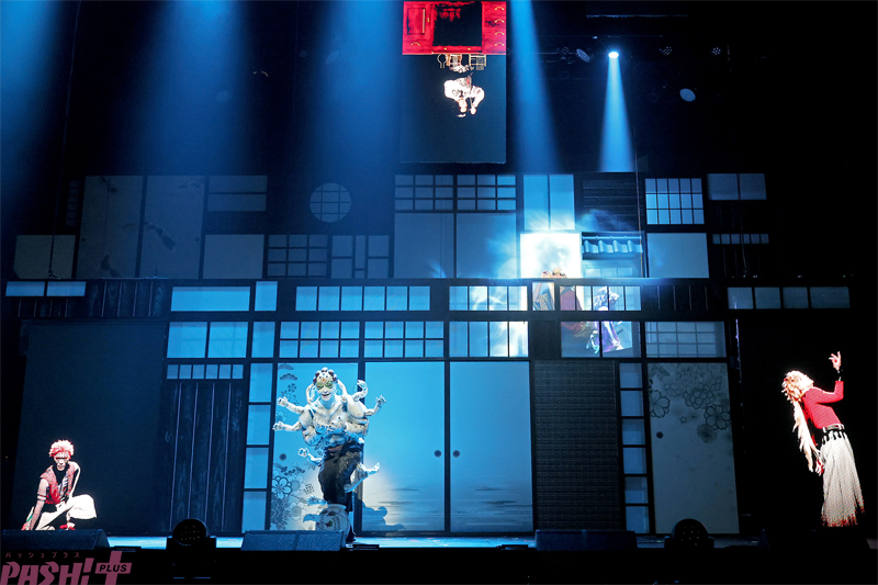 magazine_pash's tweet photo. 【舞台鬼滅の刃】新作『舞台「鬼滅の刃」其ノ伍 襲撃 刀鍛冶の里』が本日開幕！ 舞台写真やキャスト＆脚本・演出コメントが到着

#舞台鬼滅の刃 #鬼滅の刃

https://t.co/dh8mL4cl79 https://t.co/IdzVAqtPCi