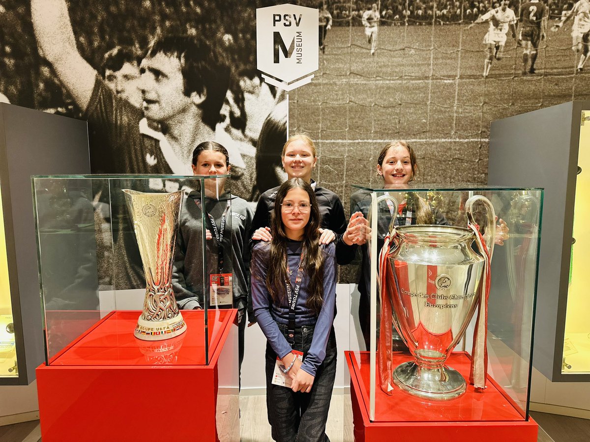 STMComp's tweet image. Day 5 - PSV Stadium Tour! 🏟️
#HollandFootballTour2025 #TheSTMWay #TrophyTime