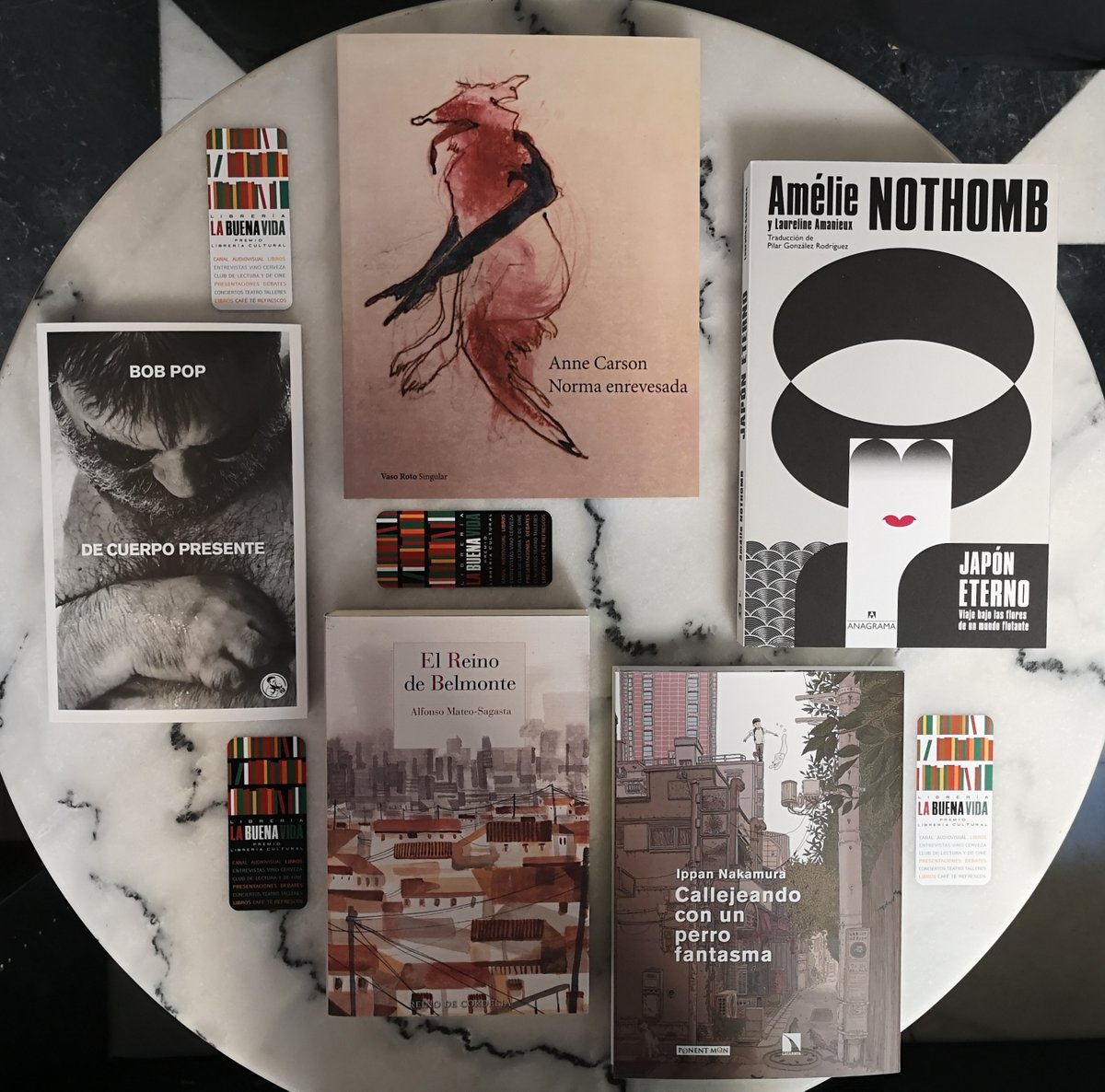 LaBuenaVidaLib's tweet image. Y más novedades que puedes pasarte a buscar cualquier día de Semana Santa, porque abrimos todos, también los festivos, de 11 a 14.30 y de 17 a 21 h.

Encuéntralos en la librería o pídenoslos a través de la tienda online, pinchando aquí:
f.mtr.cool/shhsensllg

#libreríasdemadrid