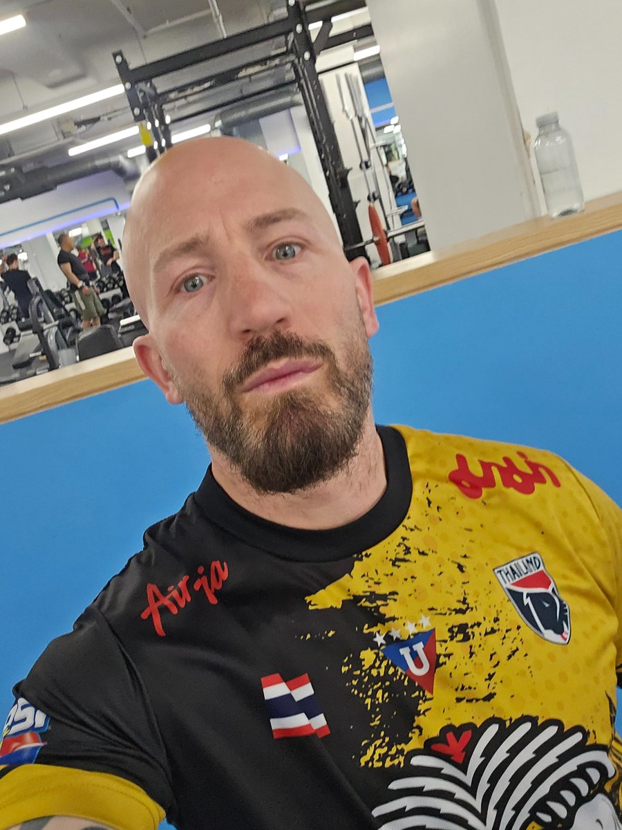 JohnPTrainer's tweet photo. Morning gym session done 💪🔥 Now back to my morning routine ☕😴 #Gym #Fitness #Morning #Routine https://t.co/b5wKtW8pyN