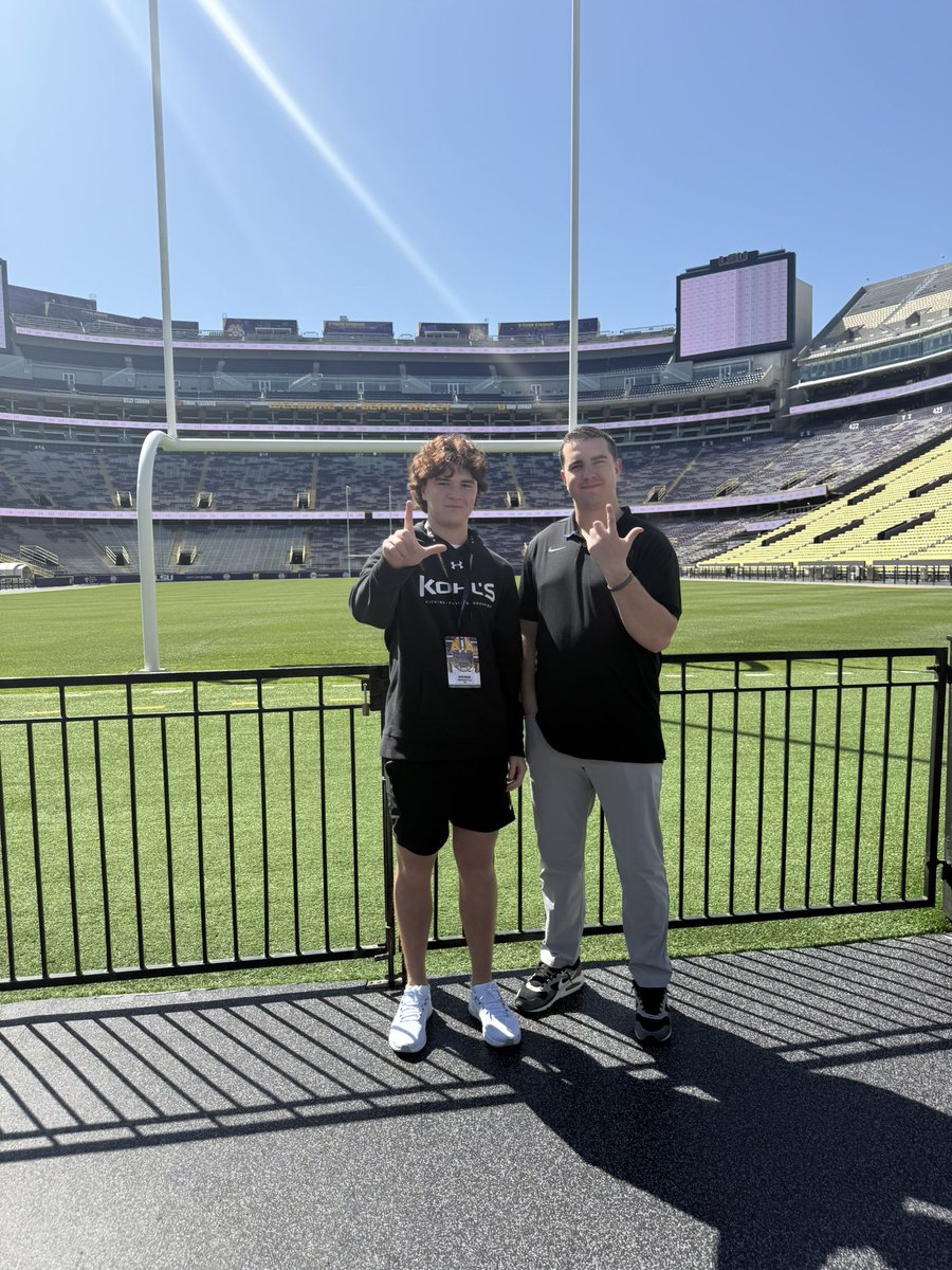 Gavinhiggins25's tweet image. I had a great time @LSUfootball for spring practice. Thank you for the invite I was honored to be there. Thank you @Coach_AAnand for the hospitality @CoachRJackson34