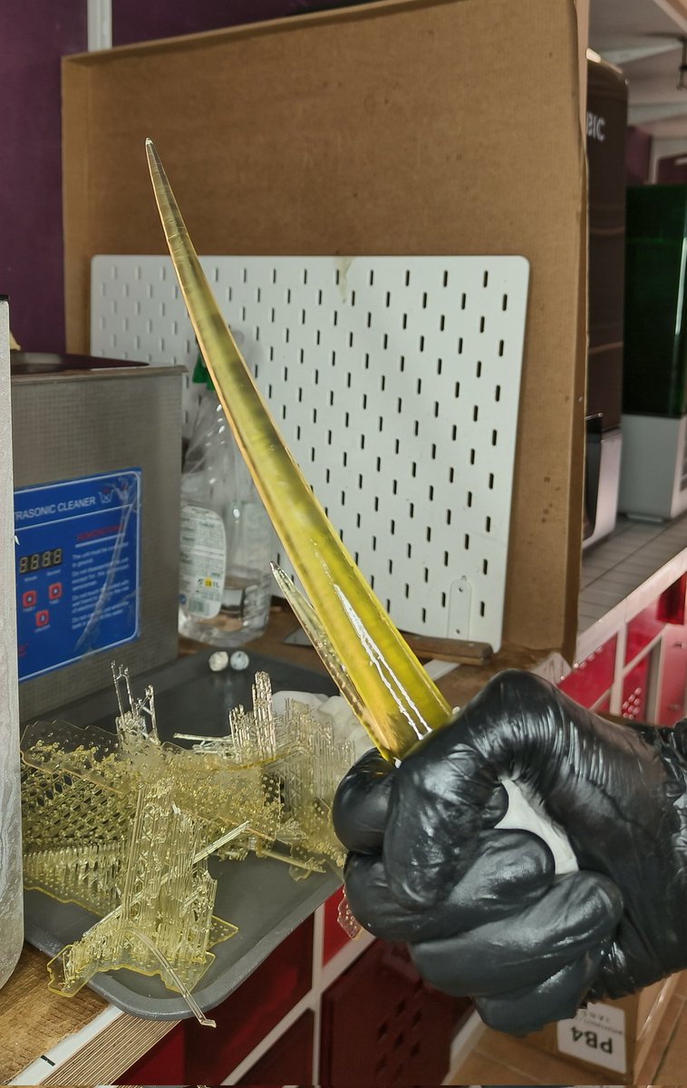 Si uso el Ki de Goku SSJ4 como arma blanca me libro de la carcel?