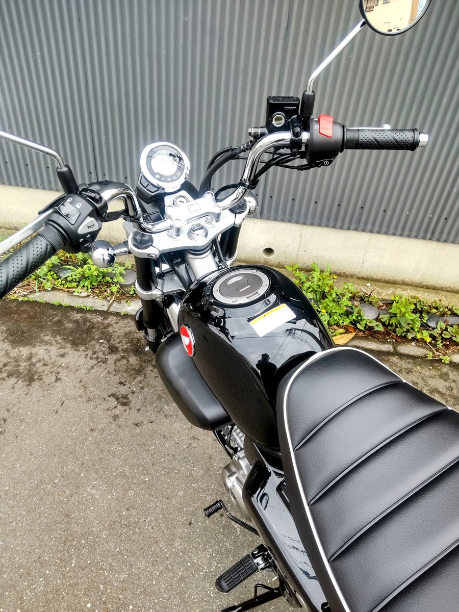 次の入荷は５月
ミレニアムレッド
※売約済み
その継ぎは６月以降
パールカデットグレー
#HONDA #モンキー125
#新型
#取手市 #茨城県