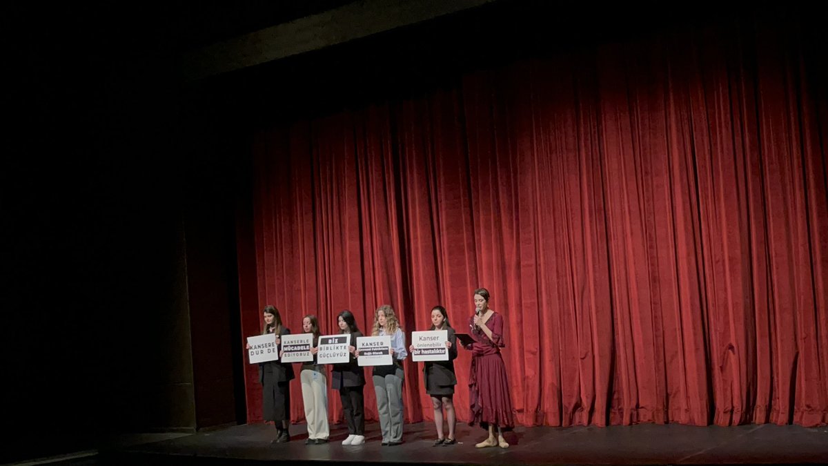 “Hayat kurtarmak, bilinçlenmekle başlar. LÖSEV’i tanı, lösemiyi tanıt!”
<a href="/losev1998/">LÖSEV</a> <a href="/ustunezer/">Dr. Üstün EZER</a> <a href="/hulya_unver/">Hülya ÜNVER</a>