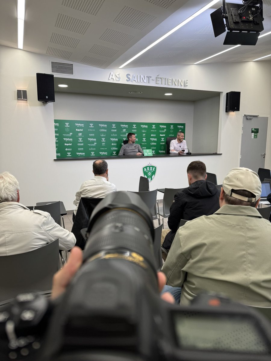 Eirik Horneland en conférence de presse avant le match face au Stade Brestois dimanche #ASSESB29 #ASSE