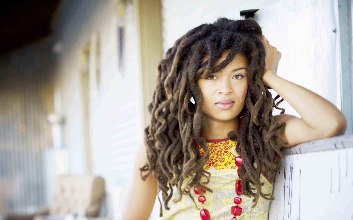 Get Down TONIGHT raindropradio.com. Your funk and soul wait is over. This is the magnificently tousled Valerie June and she'll be featuring in The Get Down with me, Ade Arkley, on Raindrop Radio from 5-7pm TONIGHT. Two hours of unimpeachable funk and soul. Laterzzzz.