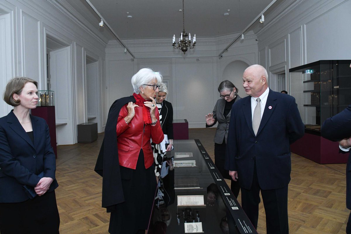 nbppl's tweet photo. Podczas posiedzenia ECOFIN prezesi banków centralnych oraz zaproszeni goście omówią kwestie konkurencyjności europejskich rynków finansowych i ich roli we wspieraniu inwestycji, zwłaszcza w kontekście unijnej inicjatywy Unii Oszczędności i Inwestycji.
#NBP #Poland25eu https://t.co/GLnAe28dmf