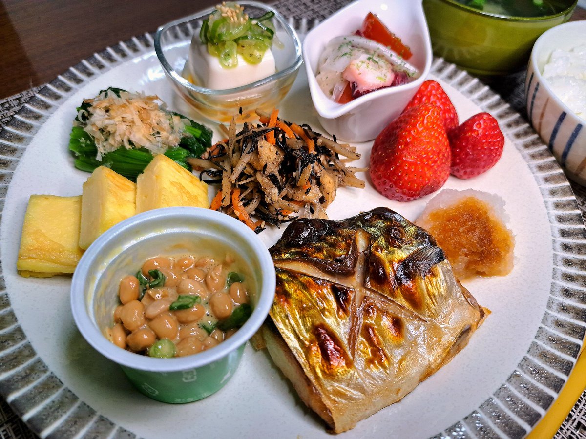 今夜は鯖さん〜🍴
久々よく寝た🎶୧(⁎˃◡˂⁎)୨　
#おうちごはん
#ワンプレート