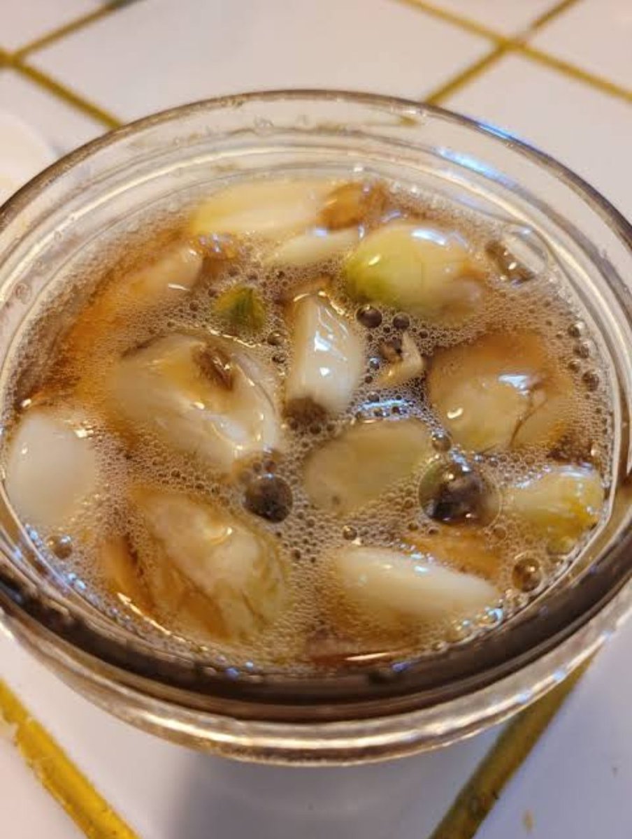 Fermente sarımsaklı bal, her erkeğin yapmayı öğrenmesi gereken şifalı karışımlardan biridir. (FLOOD)