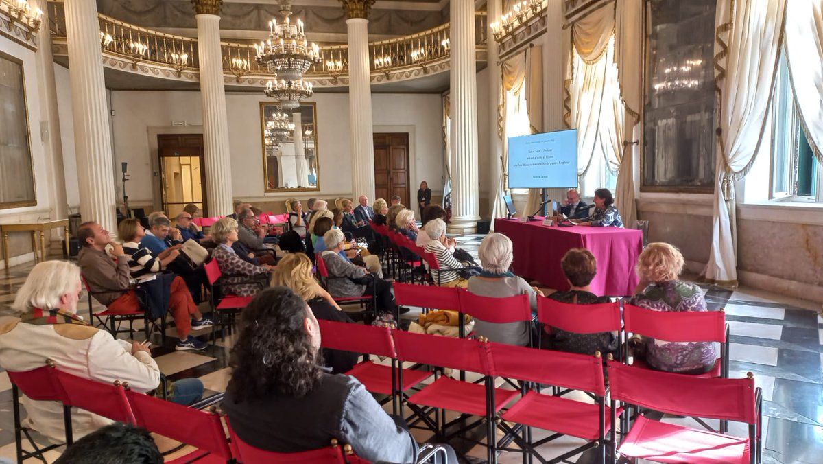 visitmuve_it's tweet photo. ❗Ripartono le conferenze della Biblioteca del @MuseoCorrer 

La Biblioteca del Museo Correr #Venezia inaugura un nuovo ciclo di conferenze dedicate alla storia, alla cultura e al patrimonio veneziano, con il contributo di studiosi e ricercatori di rilievo
I primi due appuntamenti, 16 e 17 aprile
🔸Venezia, il Mediterraneo, il mondo. La Serenissima e i commerci globali nel Settecento. Un nuovo sguardo sulla proiezione oceanica della Serenissima tra commercio globale e strategie navali nel tardo '700

🔸La macchina territoriale. La progettazione della difesa nel Cinquecento veneto. A più di quarant’anni dalla pubblicazione dell’opera di Ennio Concina, una riflessione sull’evoluzione urbana e militare del territorio veneziano

Ingresso su invito. Per informazioni biblioteca.correr@fmcvenezia.it
#visitMUVE