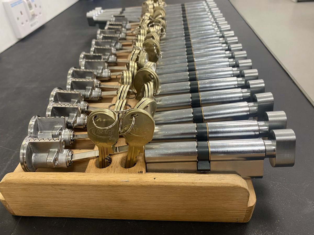 AldridgeSec's tweet image. More amazing work from our in house Production Departmemt! 

This was an order of 126 Asec 6 pin cylinders to be added to an existing suite!

Looking for locks? We've got you covered! Get in touch to discuss your requirements today!

#Locksmiths  #Locksmith #Locksmithing